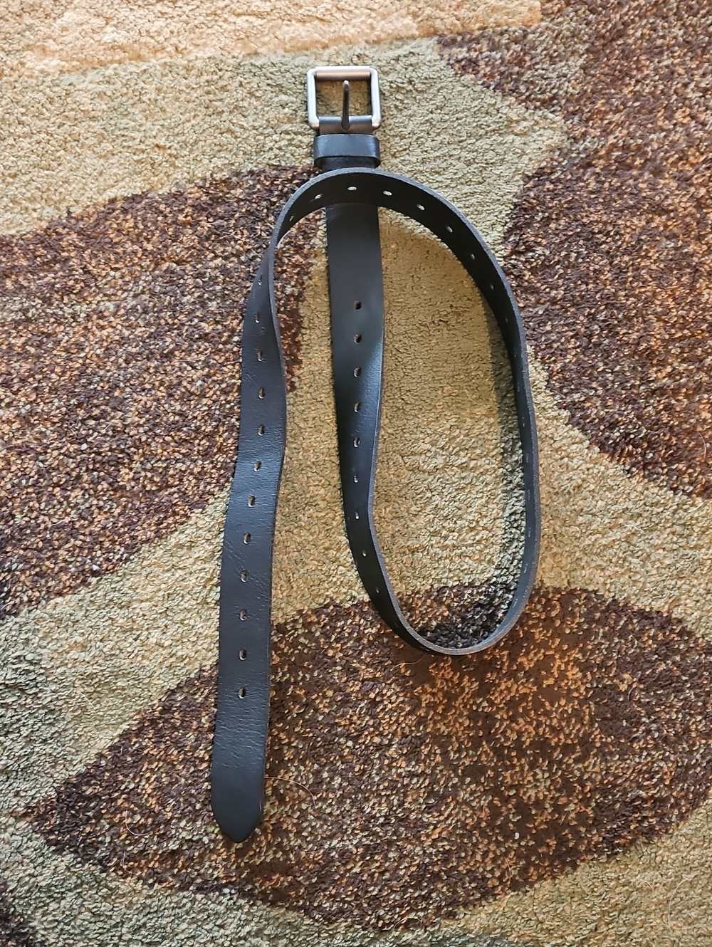 Dickies, Men's Genuine Leather Belt.  52" From End To End